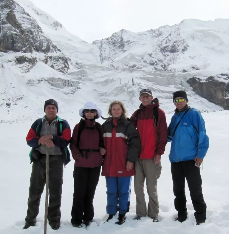 Group photo near glacier