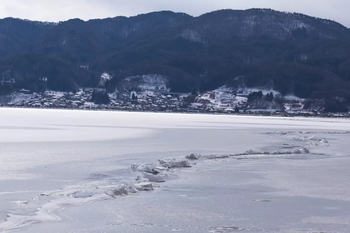 Photo of Lake Suwa