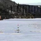 "Tripod" awaiting collapse in Nenana Ice Classic